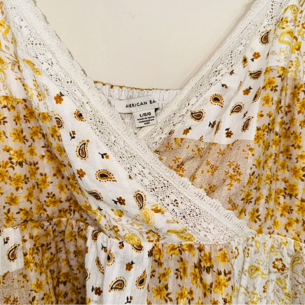 American Eagle Outfitters V-Neck Paisley Cami Tank Top Yellow White Size L - Picture 3 of 4